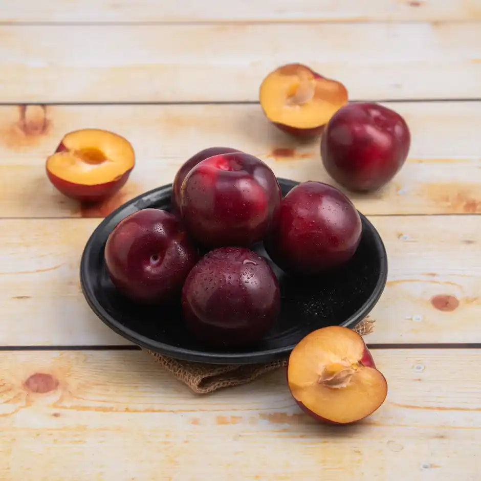 Plum (aalu)